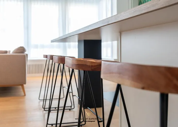 Rock & Roll Chic Apartment Near Oostende